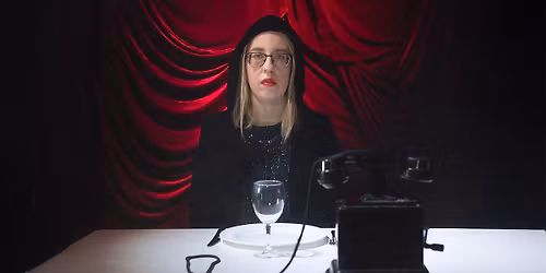 ELNA - Mellan Ljus och M\u00f6rker