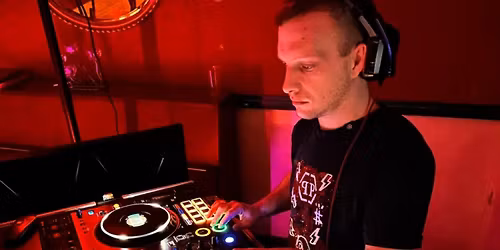 Nattergalen - gratis diskotek for voksne 