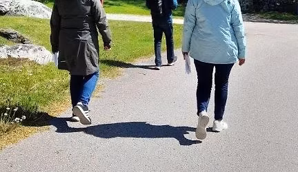 Pilgrimsvandring i sk\u00e4rg\u00e5rden l\u00e4ngs S:t Olofs sj\u00f6led
