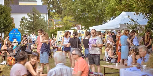 Jsme ze stejn\u00e9 planety