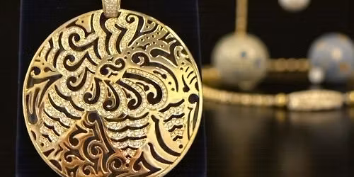 The Hanson Ross Christmas Jewellery, Silver and Curated Pieces Auction