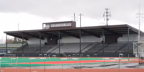 PORTLAND STATE HONORS LIVING LEGEND \u2014 DARREL \u2018MOUSE\u2019 DAVIS