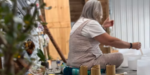 New Moon Frequencies with Lisa 