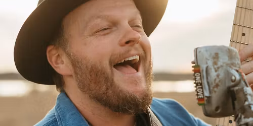 Cas Haley, Lindsay Beaver in Austin