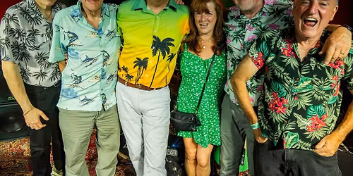 Palm Tree Antics at The Earl Haig Club Bar