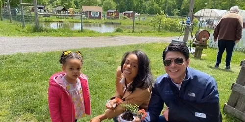 Mother\u2019s Day Planting Make n\u2019 Take