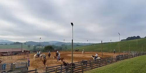 Big Loop Ropin\u2019 in Galax, VA