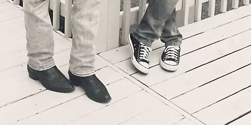 Live Music Featuring Southbound 55 at Hinge Cocktail Lounge 