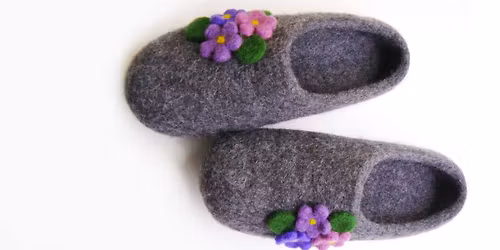 Wet Felting Sclippers Workshop