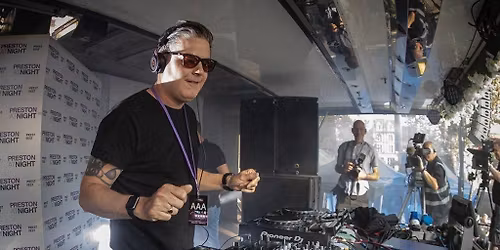 DJ Mark Freejack - Dance Classics & Festive Bangers