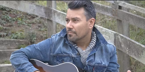 Sunday Sounds: Andru Gomez
