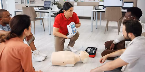 Mackay: First Aid\/CPR Course