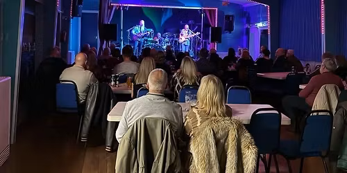 BLUES ON THE GREEN