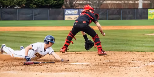 Parking Elon Phoenix at UNC Greensboro Spartans Womens Basketball