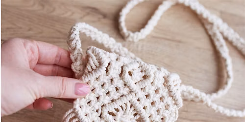 Macram\u00e9 Purse Class