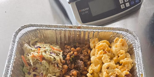 Rub-N-Grub Smokehouse Experience @ Muskegon Farmers Market Flea Market