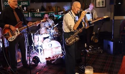 Phoenix Blues Band at the Queens Arms