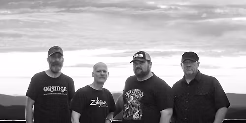 Back 40 East at Log Home Brewing