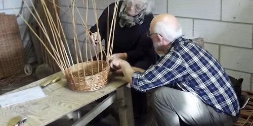 1 Day - Beginner\/Intermediate Basket Workshop