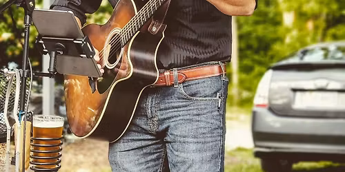 Erik Gaines in the brewery courtyard
