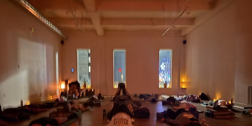 Yin Yoga & Live Music W\/ Hannah & Justin