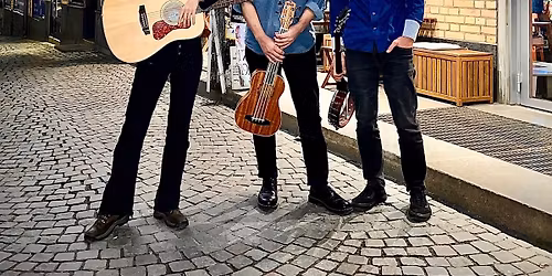 COUNTRY EFTER HELGEN