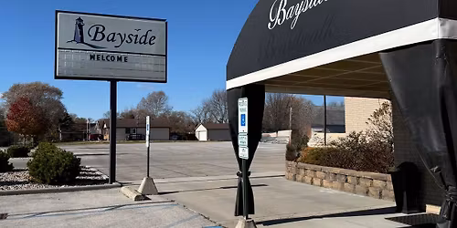 Grand Opening\/Red Ribbon Cutting