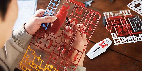 Model Kit Meet UP