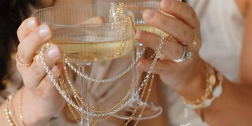 Permanent Jewelry | Girls Dinner at Stove & Tap
