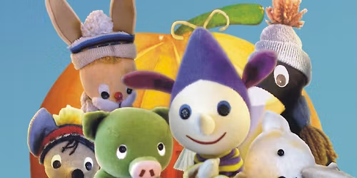 Mazsola \u00e9s T\u00e1d\u00e9 @Budakal\u00e1sz