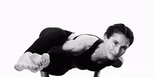 300hr Advanced Yoga Teacher Training (Parampara School of Yoga)