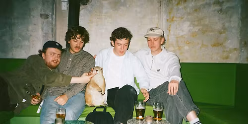 The Bundy Bunch \/\/ Victoria Cafe & Pub