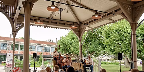 Music in the Market: The Island Guys