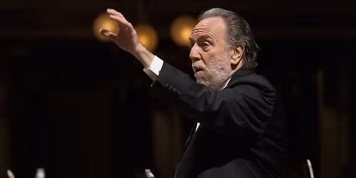 Macbeth - Preview at Guthrie Theater - Wurtele Thrust Stage