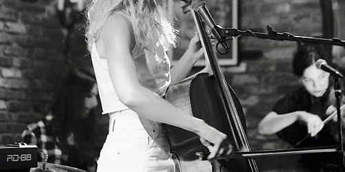 Live Music featuring Elisa Winter