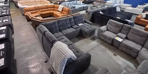 \ud83d\udca5 Memorial Day Weekend Furniture Blowout \ud83c\uddfa\ud83c\uddf8