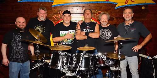 Crackinbush @Afterlife 360