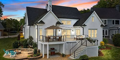 LUXURY WATERFRONT BROKER OPEN