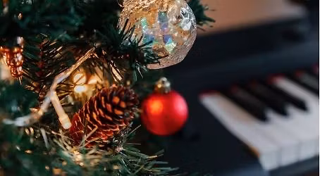 **PRIVATE - Christmas music and songs of the 1960s