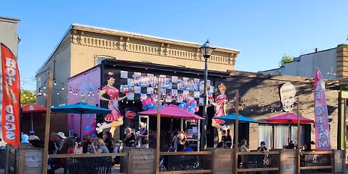 FREE SINGLE SCOOPS - SEASON OPENER