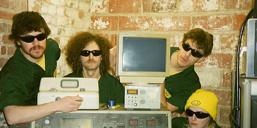PAL (egg synth punk, Cleveland) \/\/ USERBAND   by Ichi Ichi (mit VVK)