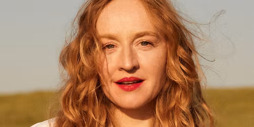 Brigitte Hobmeier & nouWell cousines \u201cAlles nur der Liebe wegen!\u201d