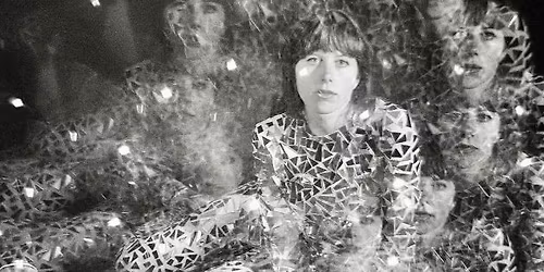 Lael Neale apresenta \u2018Altogether Stranger\u2019 \u27e1 alga \u27e1 ZDB