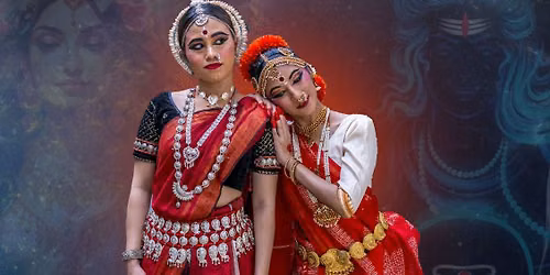 DviRupa - the moving masculine femininity