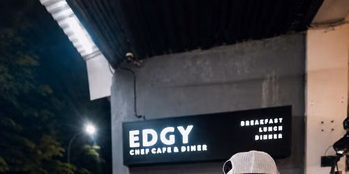 Live Music at Edgy Chef Caf\u00e9 & Diner