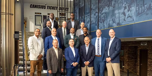 Parking Canisius Golden Griffins at Fairfield Stags Mens Basketball