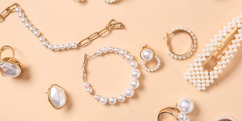 Jewelry with Peggy