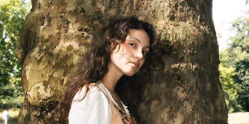 Liana Flores - Autumn 2025