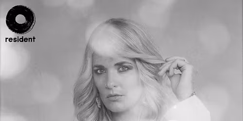 Elles Bailey: Live + Signing