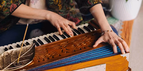 KIRTAN with Rising SunKirtan